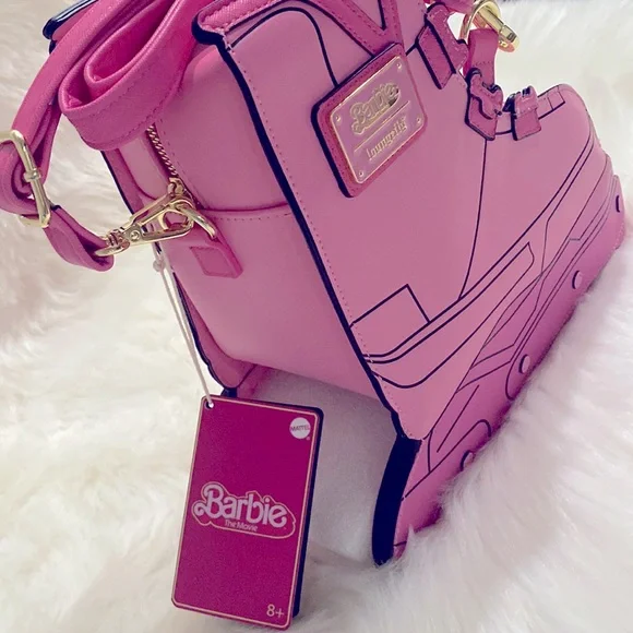 Barbie Loungefly AMC Exclusive Roller Skate Crossbody Bag LE 1000 - Picture 5 of 15